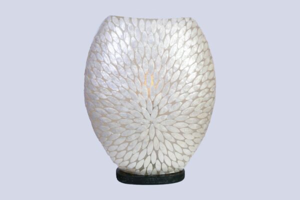 TL. White Flower 60 cm wit